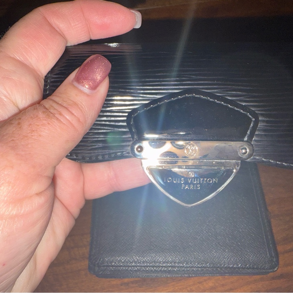 Louis Vuitton Black Epi Leather Koala Wallet - Picture 7 of 8